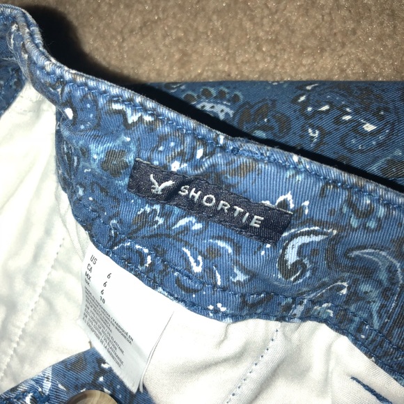 paisley printed shorts - Picture 3 of 4